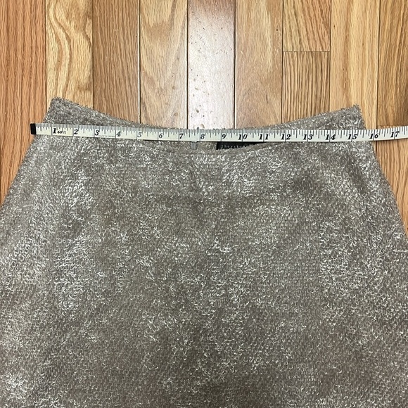 Theyskens’ Theory Stavros Textured Metallic Skirt - Picture 4 of 7